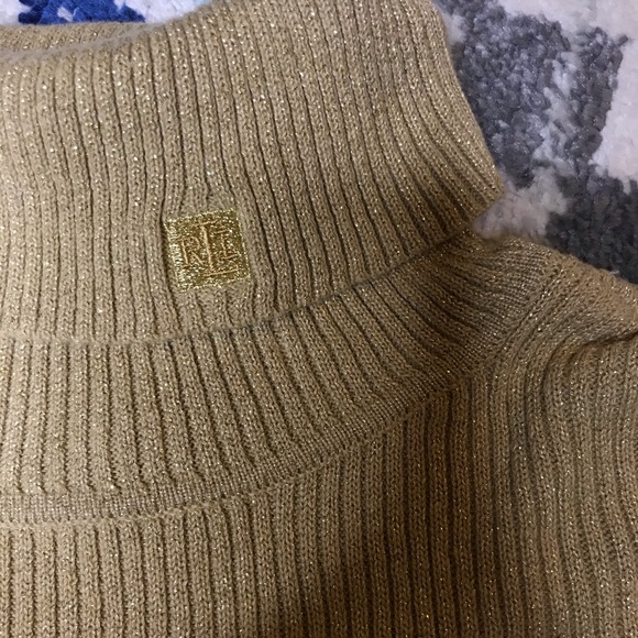 Lauren Ralph Lauren Gold Turtleneck Sweater - Picture 3 of 4